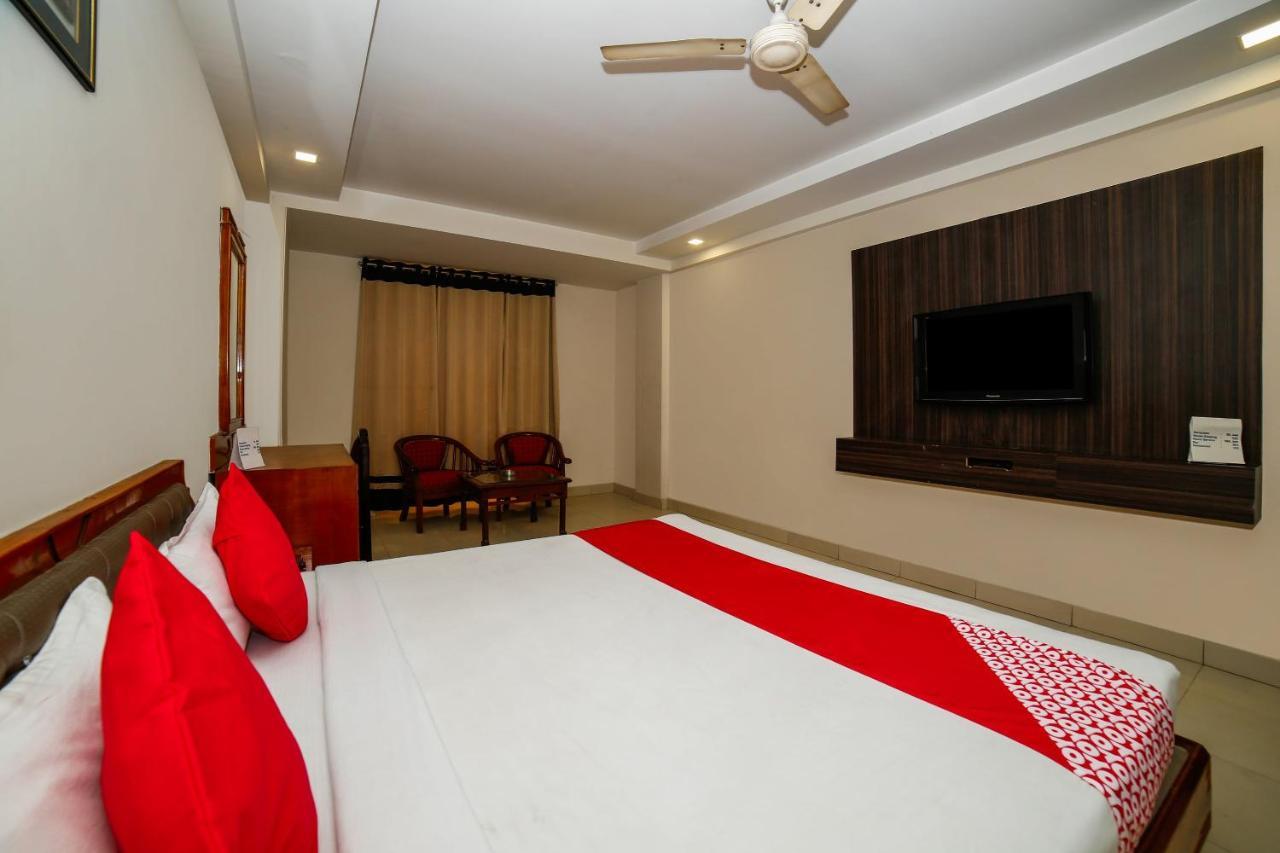 Hotel Shelter Gwalior Dış mekan fotoğraf