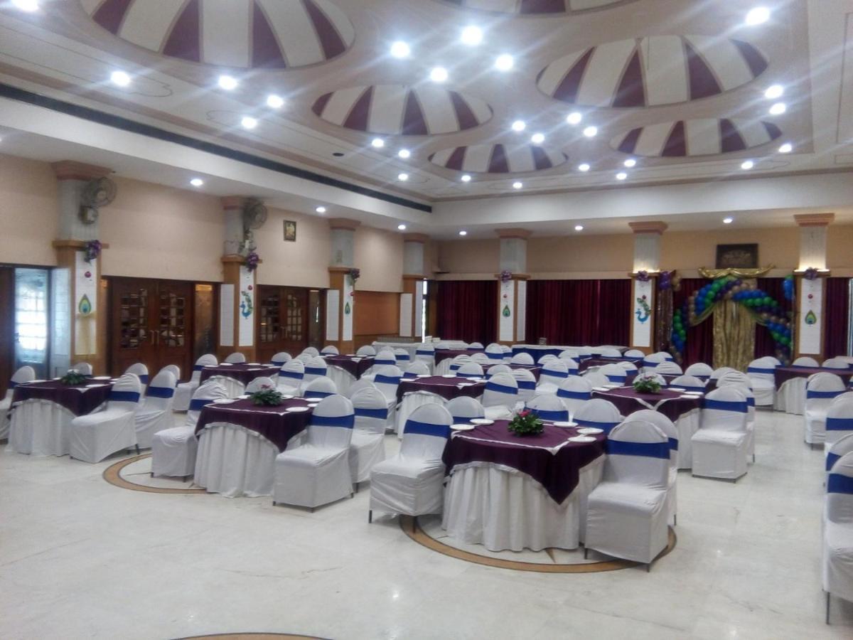 Hotel Shelter Gwalior Dış mekan fotoğraf