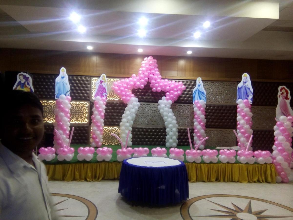 Hotel Shelter Gwalior Dış mekan fotoğraf