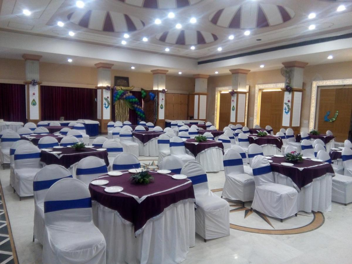 Hotel Shelter Gwalior Dış mekan fotoğraf