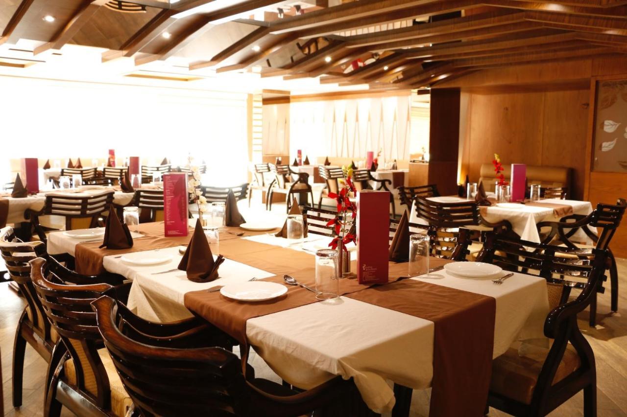 Hotel Shelter Gwalior Dış mekan fotoğraf