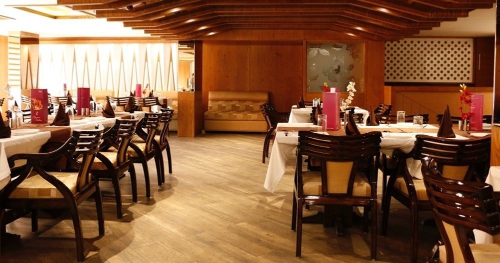 Hotel Shelter Gwalior Dış mekan fotoğraf