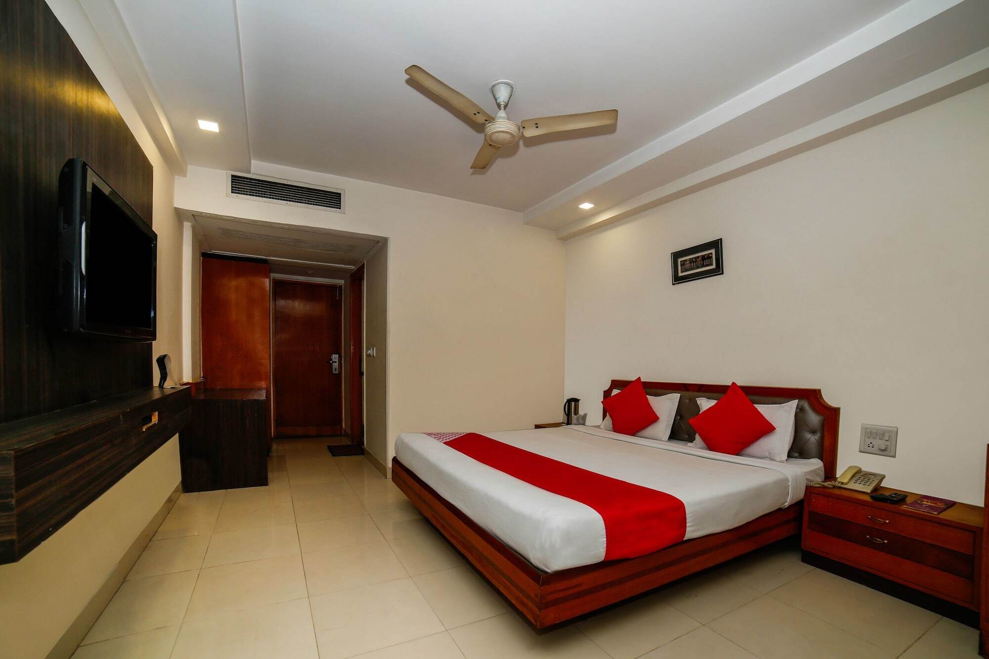 Hotel Shelter Gwalior Dış mekan fotoğraf